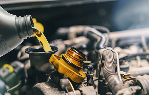 Oil change services at a shop for auto repair in Seminole